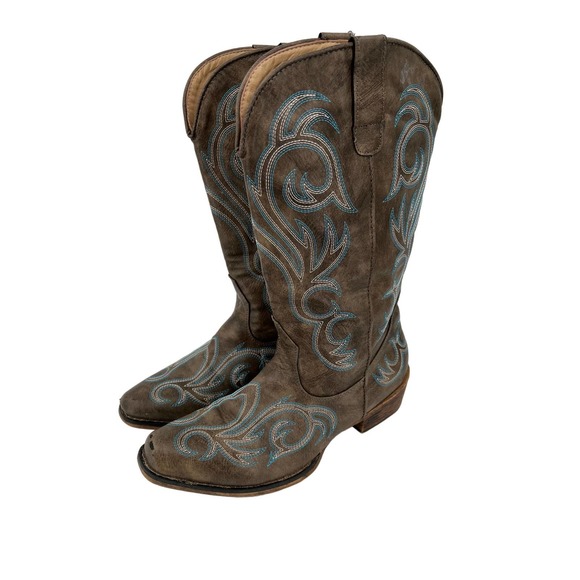 Roper Shoes - Roper faux leather with blue stitching  western cowboy boot size 9.5 womens